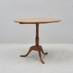 1492 8261 TEA TABLE